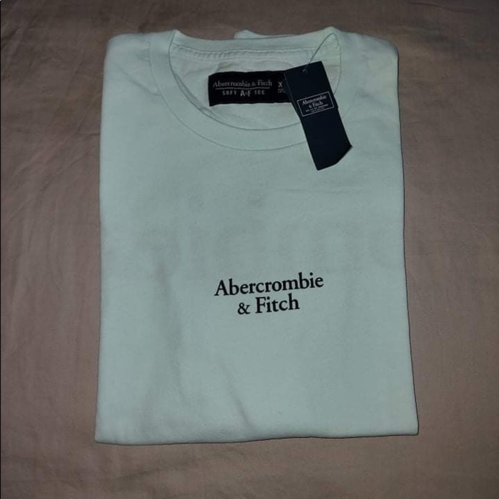 Abercrombie and Fitch Long sleeve tee size XS new - Picture 1 of 7